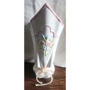 Nancy Pew Vintage Folded Napkin Porcelain Vase Giftwares Co. White Pink Floral